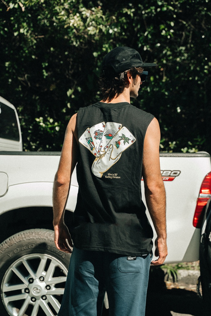 REMERA SIN MANGA RELAXED - POKER ARMEL